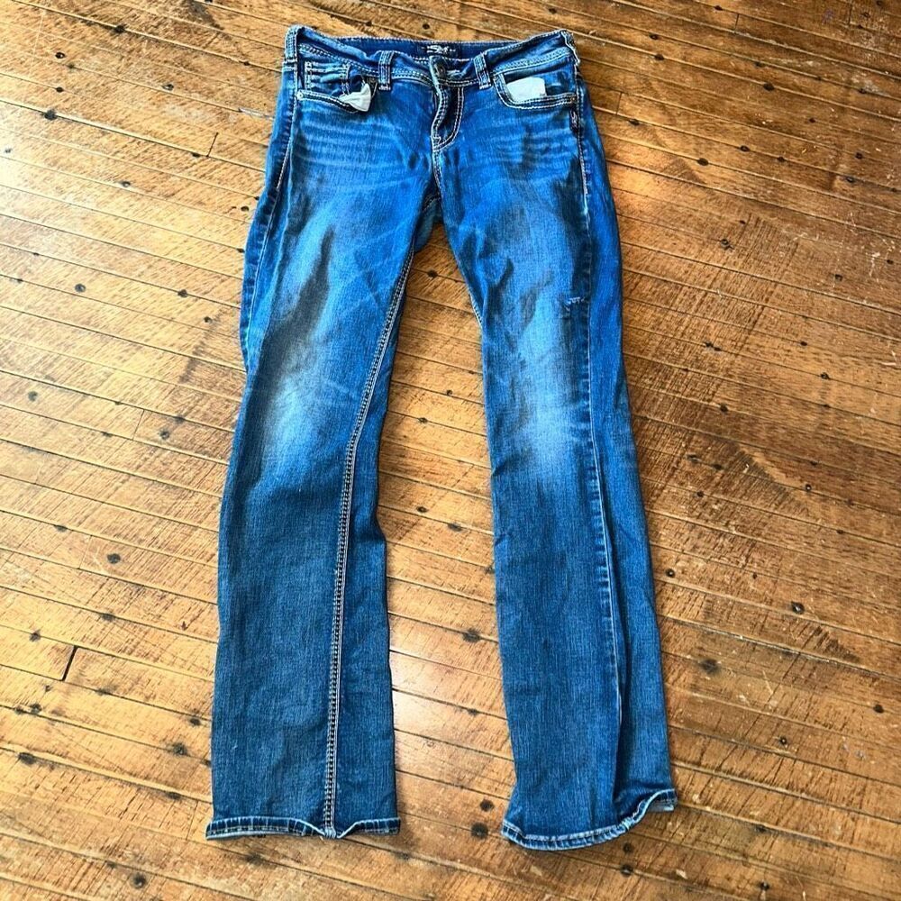 Silver jeans distressed Suki slim boot denim 30x33 western jeans